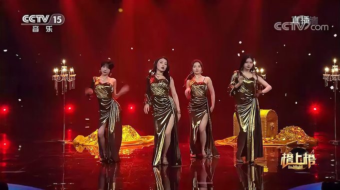 SNH48七感小分队演唱的《沙漏》，歌声富有磁性，让人着迷 
